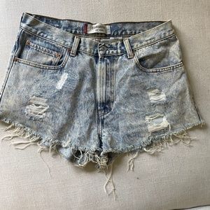 Levis 560 Distressed High Rise Denim Shorts Size 33